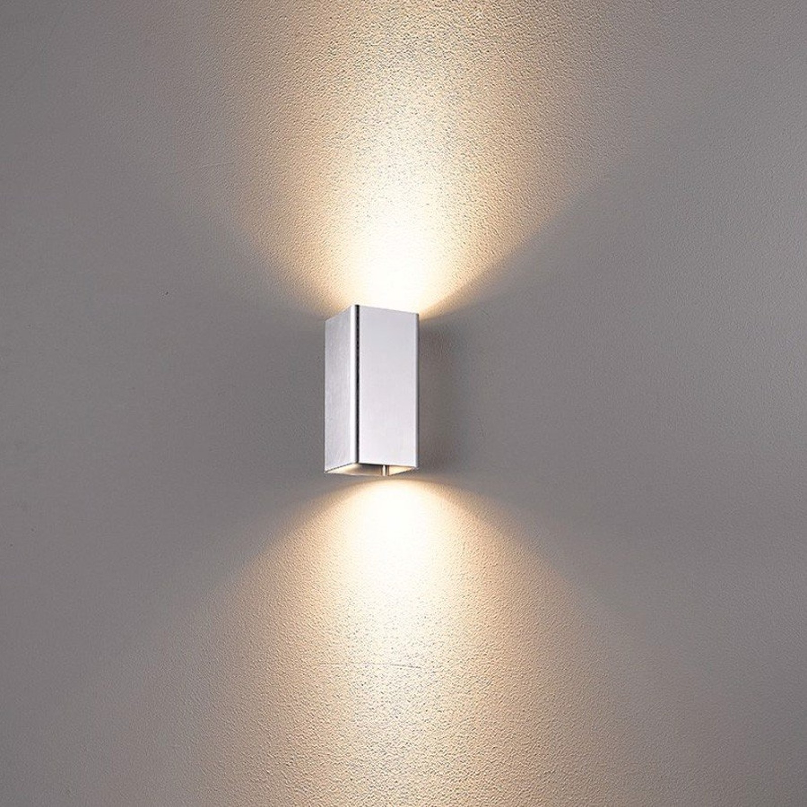 Đèn gắn tường ngoài trời Led NBL2851-1