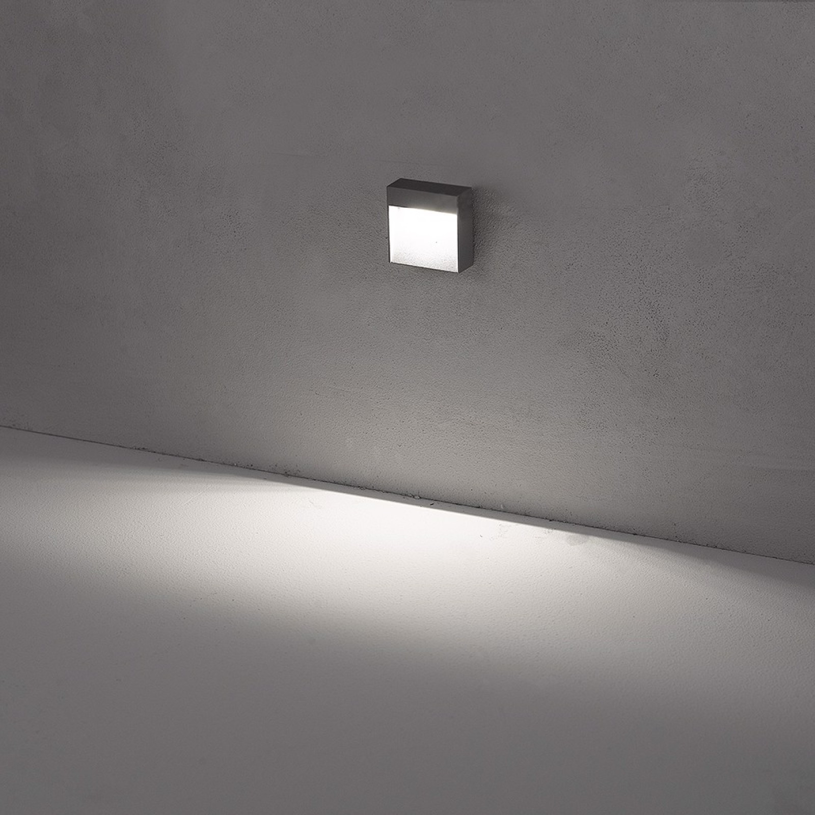 Đèn Led chiếu chân lắp nổi NSL1713